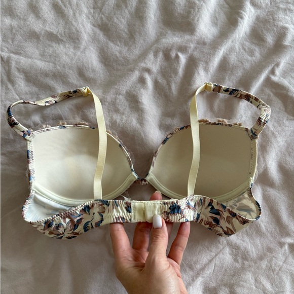 Bra 32B - Picture 4 of 5